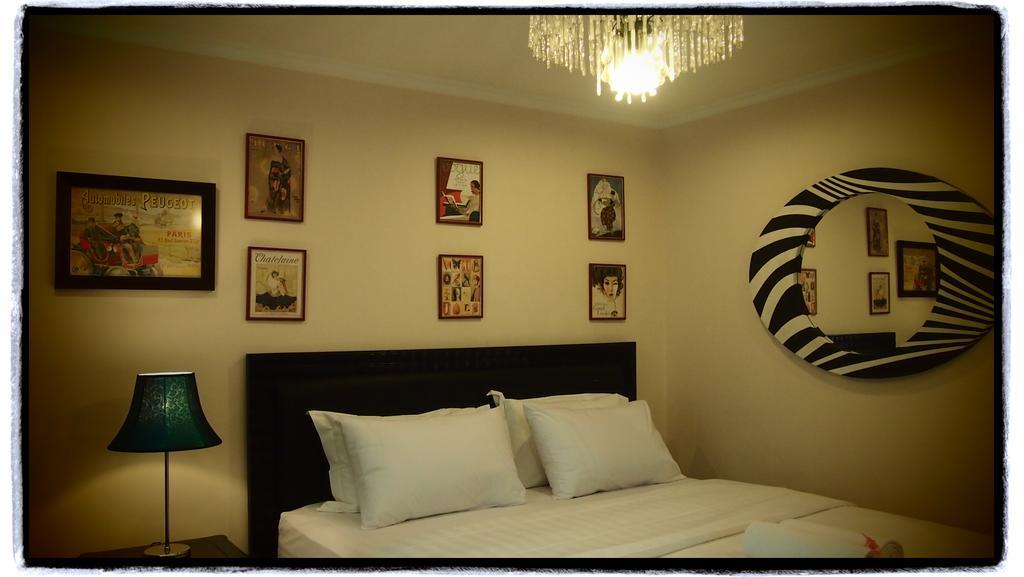 Ciwulan 36 Guest House Bandung Eksteriør billede