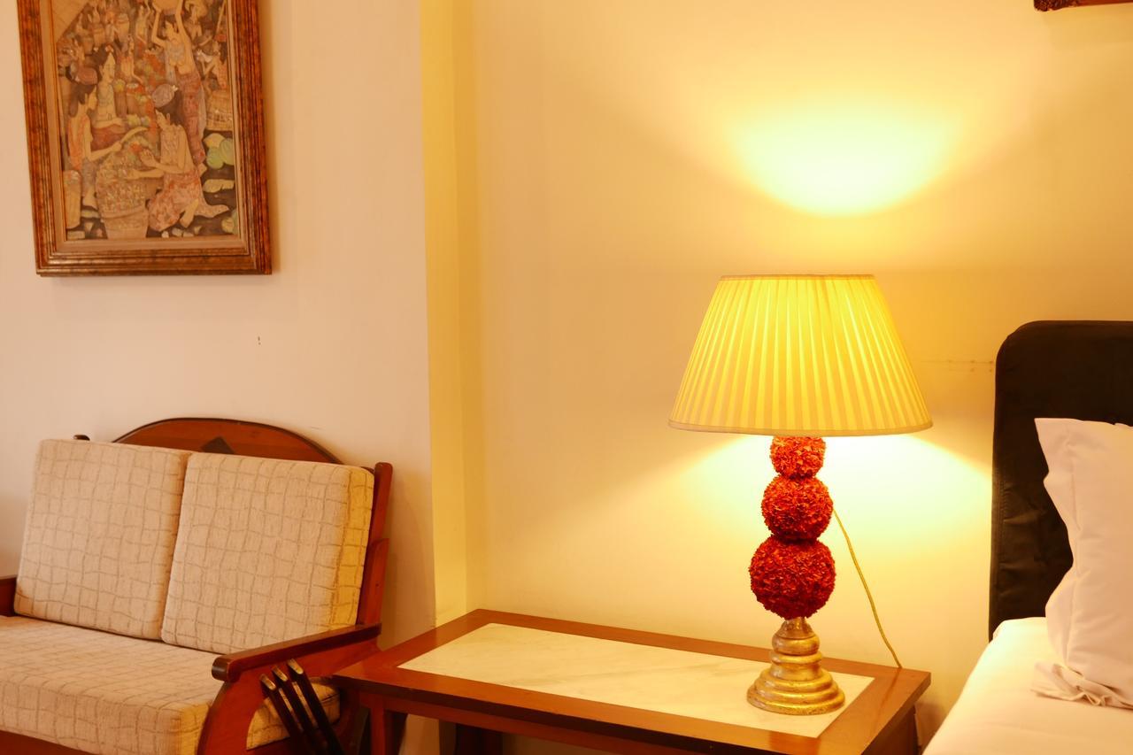 Ciwulan 36 Guest House Bandung Eksteriør billede