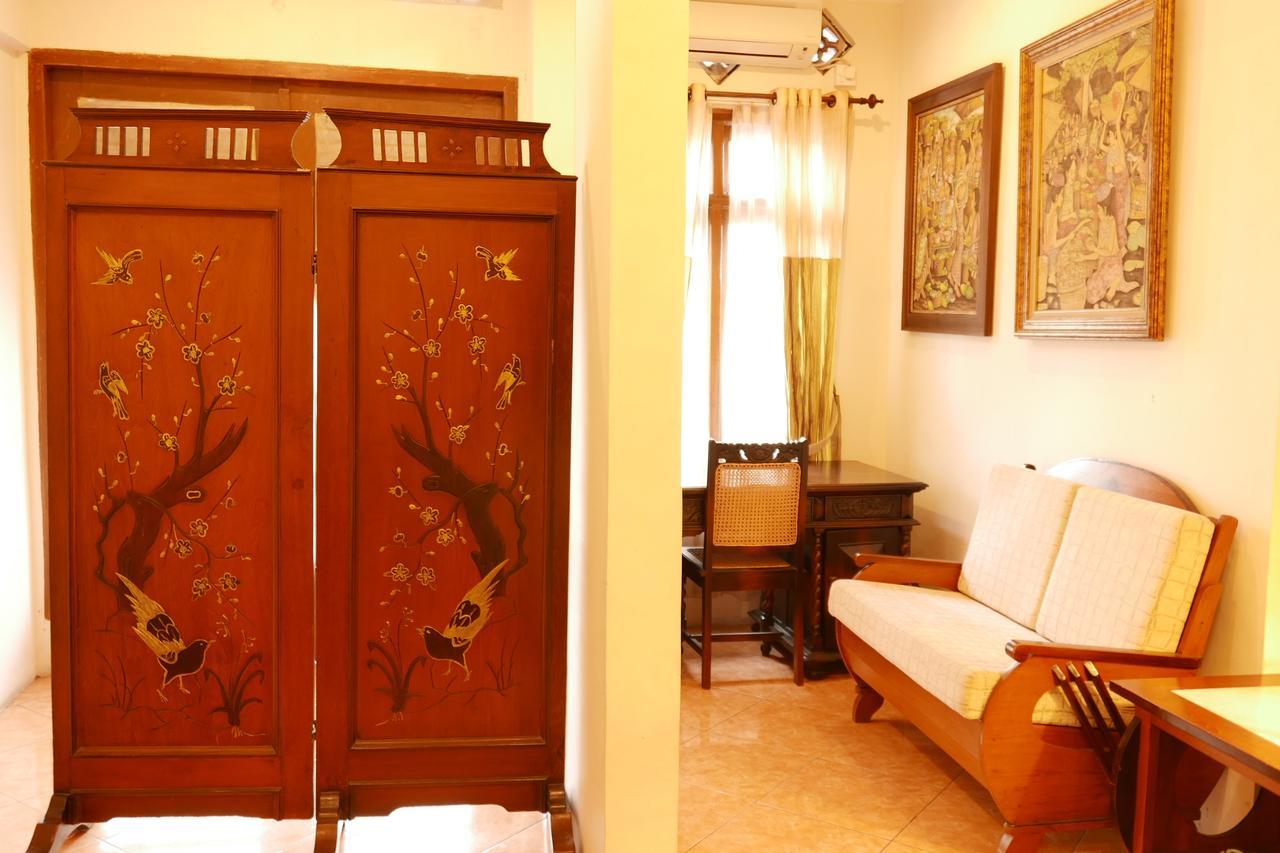 Ciwulan 36 Guest House Bandung Eksteriør billede