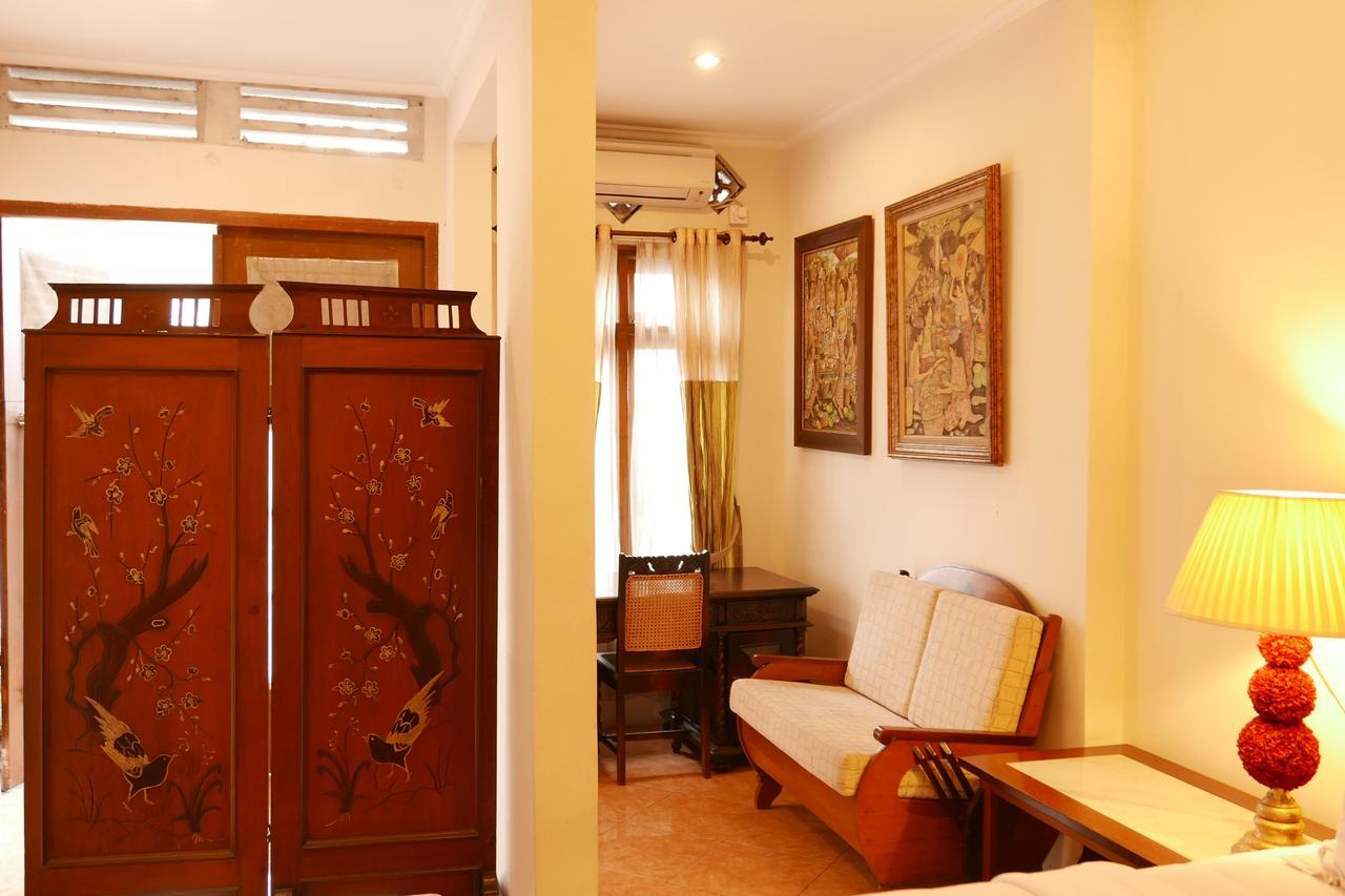 Ciwulan 36 Guest House Bandung Eksteriør billede