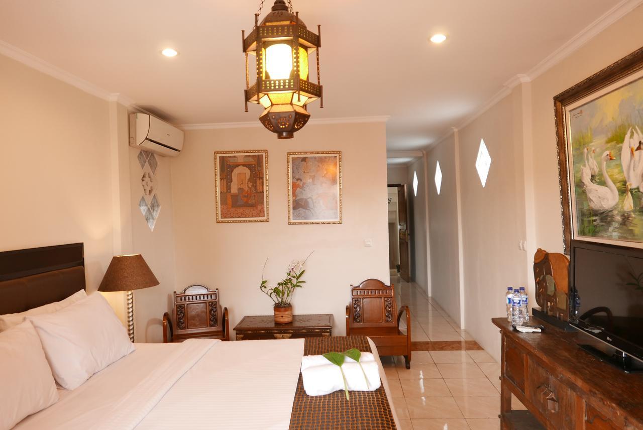 Ciwulan 36 Guest House Bandung Eksteriør billede